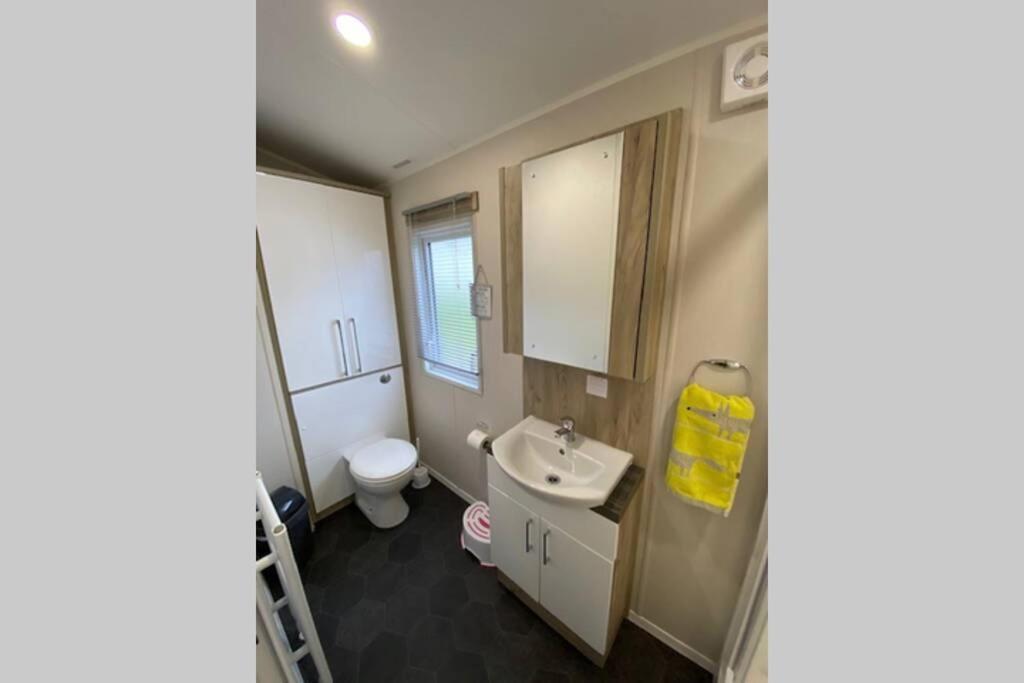 Glade Lodge- North Devon Coast, Bideford Bay Caravan Park Eksteriør bilde